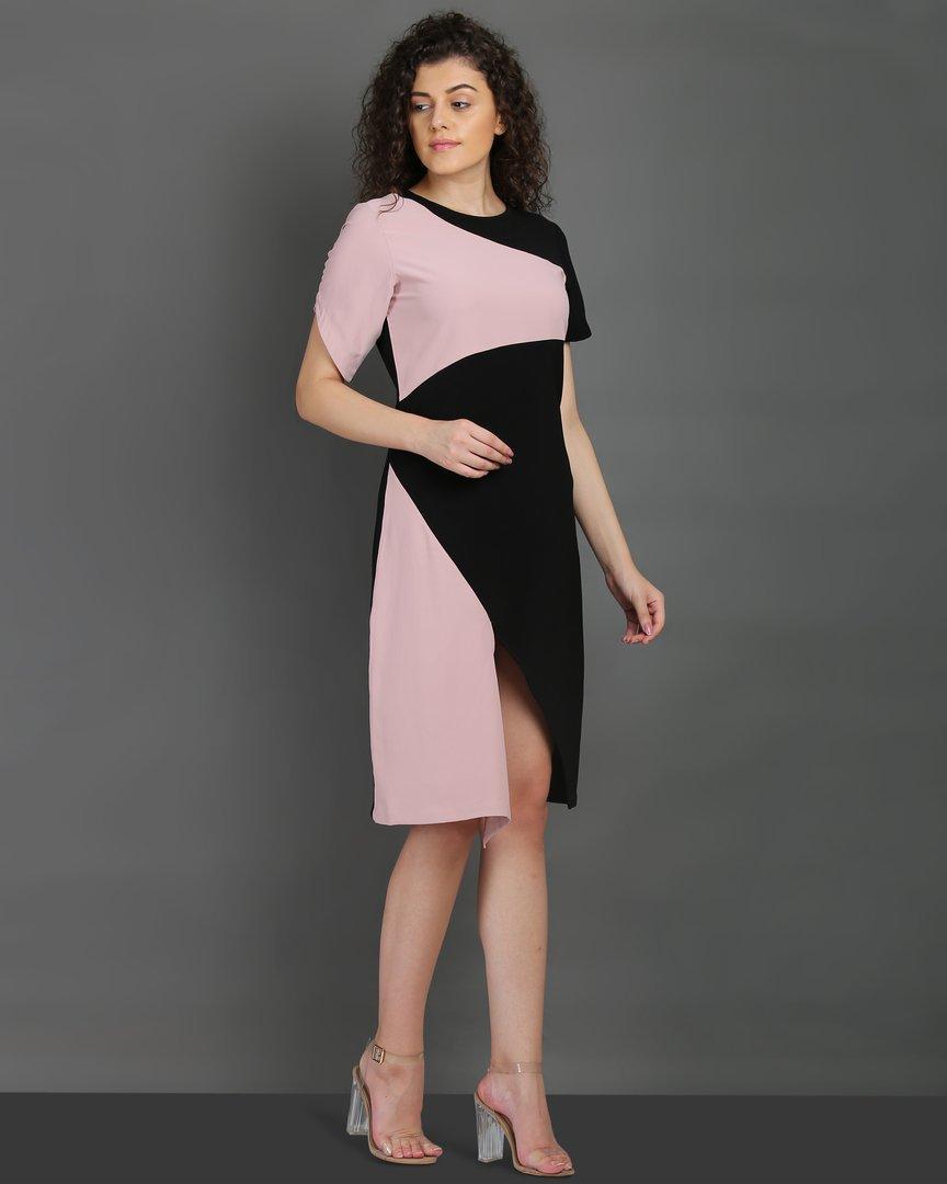 Color Block Asymmetric Sleeve Dress