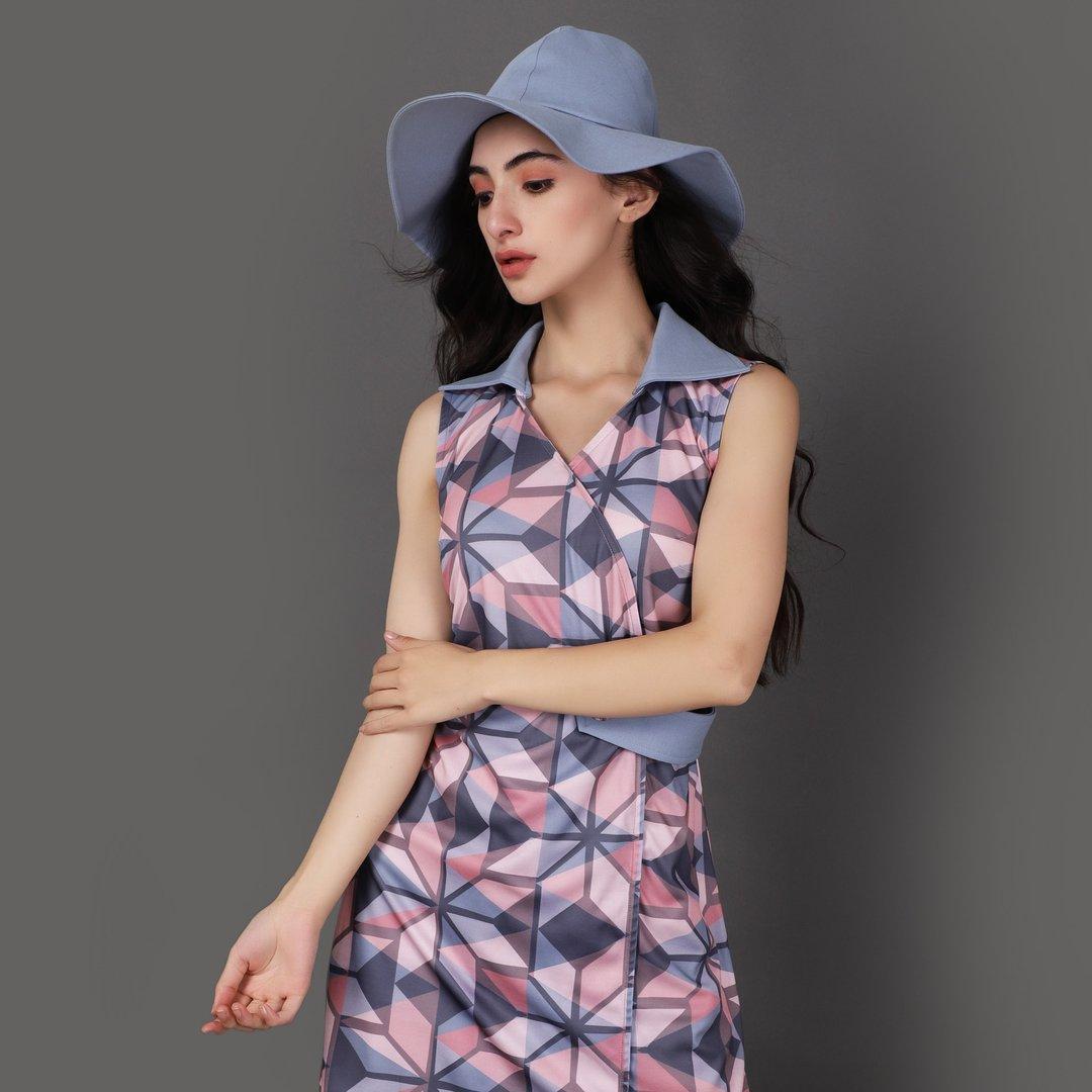 Geometric Print Dress With Hat